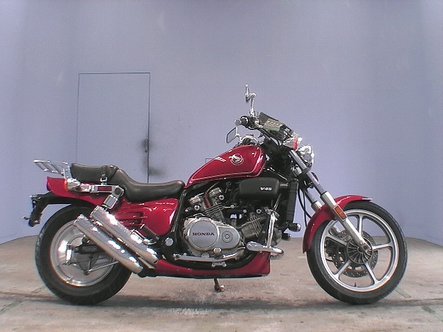 Купить мотоцикл Honda V45 Magna 1989 фото 2
